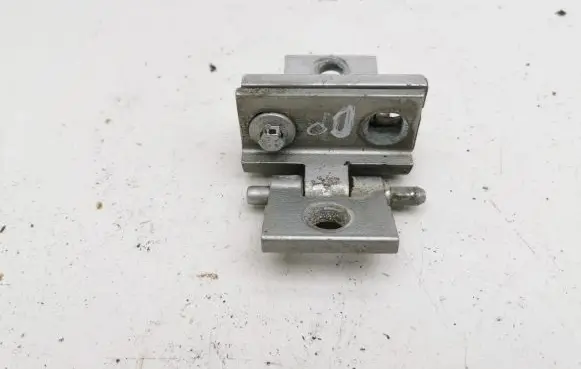 Front door hinge set