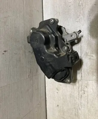Audi A4 S4 B9 EGR valve 04L131501S