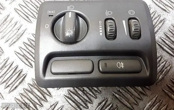 Light switch