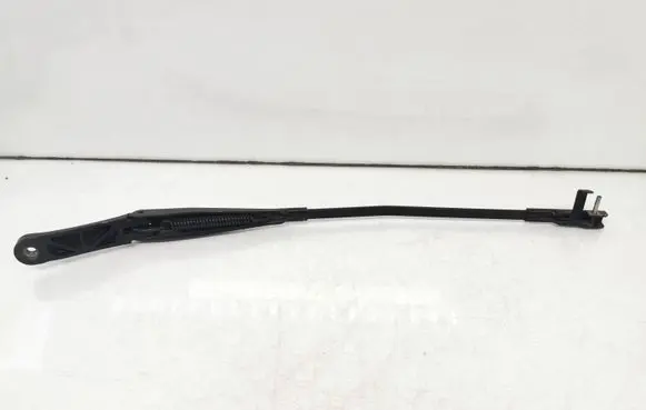 Volkswagen Golf Plus Front wiper blade arm 5M0955409A
