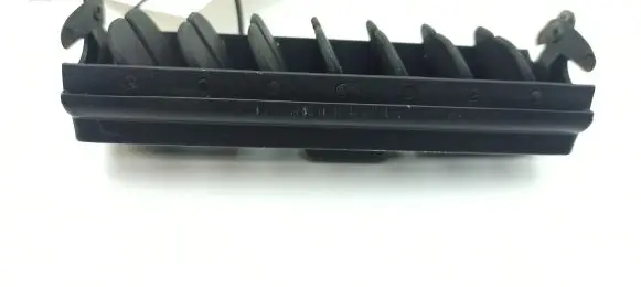 Mercedes-Benz S W116 Dashboard side air vent grill/cover trim