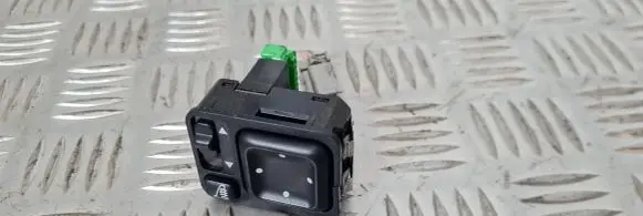 Opel Frontera B Wing mirror switch