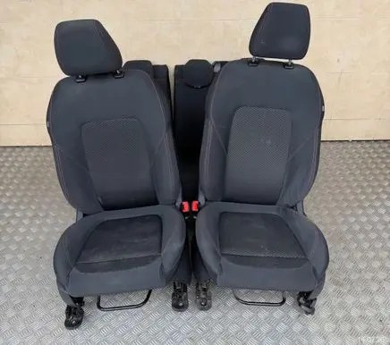 Ford Fiesta Seat set