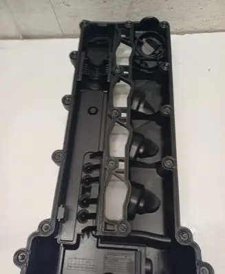 Mercedes-Benz Vito Viano W639 Rocker cam cover A6510100230