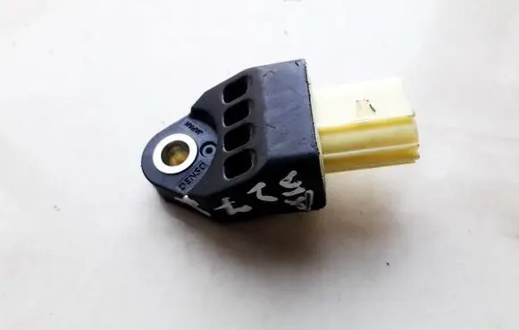 Subaru Legacy Airbag deployment crash/impact sensor 98237AG020