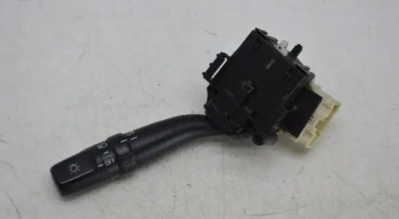 Toyota Avensis T250 Indicator stalk 173650
