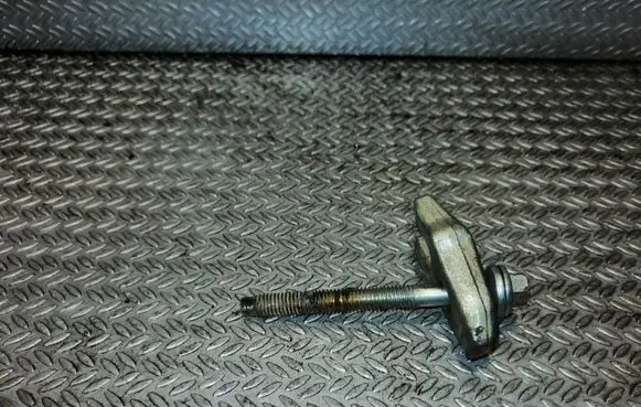 Fuel Injector clamp holder