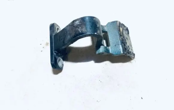 Tailgate/trunk/boot hinge