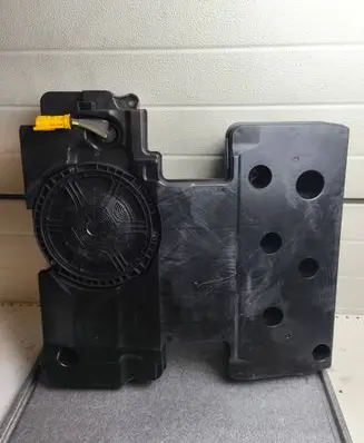 Peugeot 5008 Subwoofer speaker 9809351580
