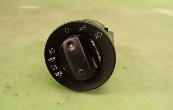 Audi A4 S4 B6 8E 8H Light switch 8E0941531A