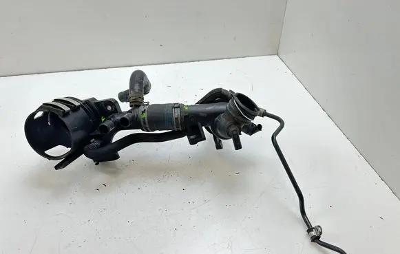 Mercedes-Benz E W212 Thermostat/thermostat housing A6512000615