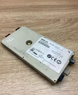BMW X3 E83 Aerial antenna amplifier 3402526 21367510