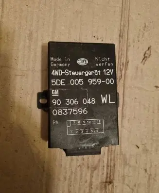Opel Frontera A Other relay 90306048 0837596 5DS00595900