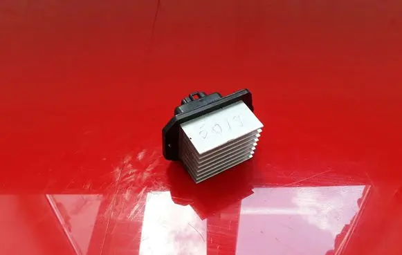 Suzuki SX4 Heater blower motor/fan resistor 0778000710