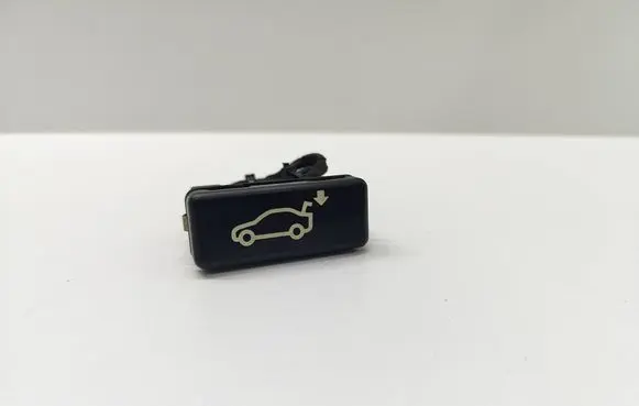 BMW 5 E60 E61 Tailgate/boot open switch button 8375580 50359801