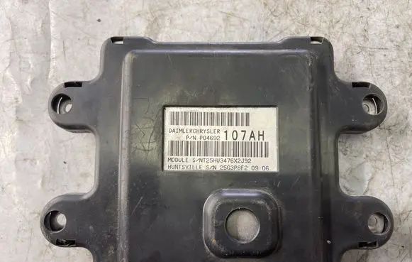 Jeep Grand Cherokee (WK) Comfort/convenience module P04692017AK P04692024AK