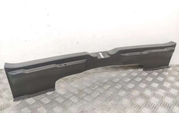 Toyota Verso Trunk/boot sill cover protection 647160F020