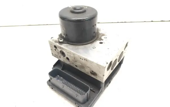 Volkswagen Golf IV ABS Pump 6X0614517 1C0907379 10094703073