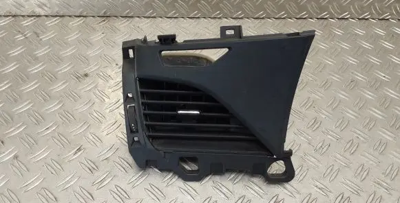 Toyota Sienna XL30 III Dashboard side air vent grill/cover trim GN711A4590