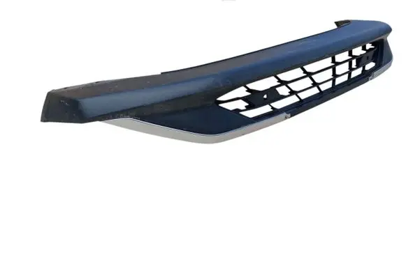 Nissan Qashqai J12 Front bumper lip 62026HN0A