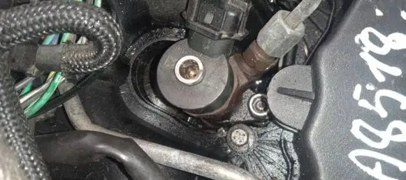 Ford Focus C-MAX Fuel injector 0445110188