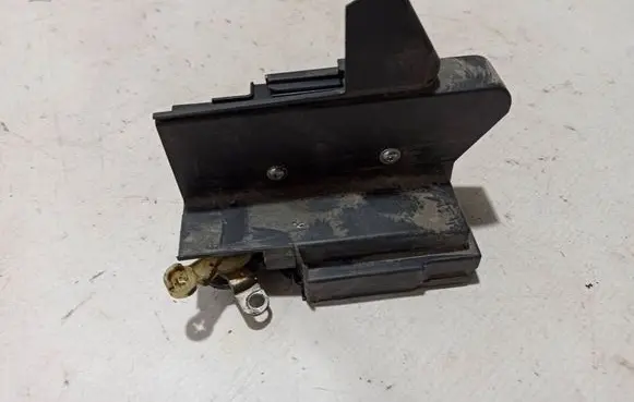 Dacia Duster II Front door lock 805036293R