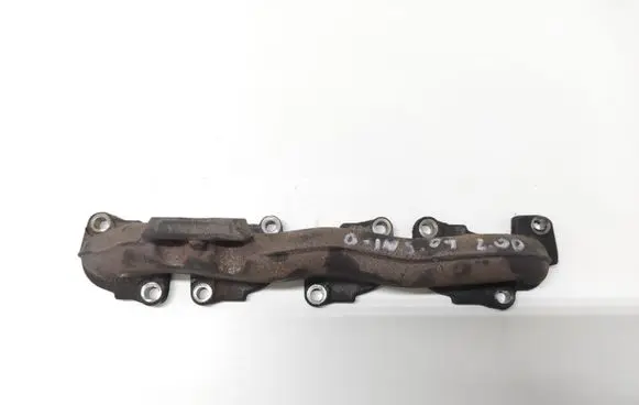 Opel Insignia A Exhaust manifold 55565985 428702815