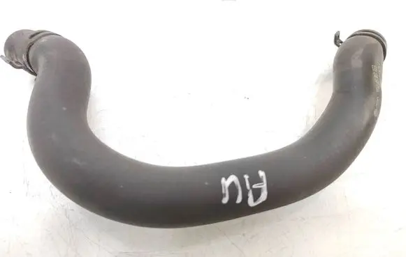Volkswagen PASSAT B6 Engine coolant pipe/hose 1K0121035