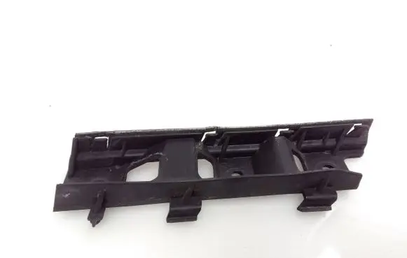 Volkswagen PASSAT B6 Front bumper mounting bracket 3C0807183