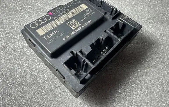 Audi A6 S6 C6 4F Door control unit/module 4F0959792C