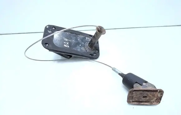 Volvo XC90 Spare wheel mounting bracket 30714793