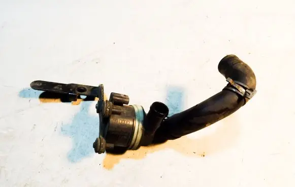 Volkswagen PASSAT B7 Electric auxiliary coolant/water pump 5N0965561A