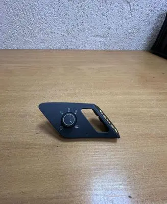 Volkswagen Golf VII Wing mirror switch 5G0959565AJ F5489