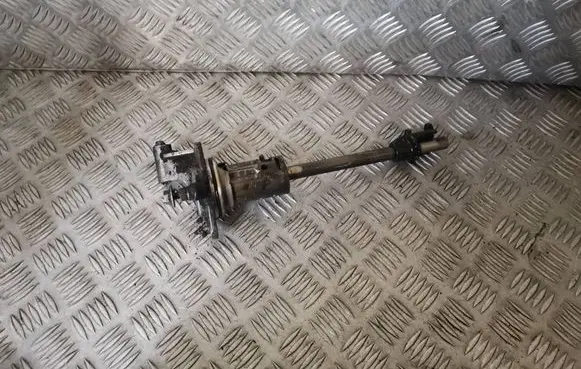 Seat Leon (1P) Gear selector/shifter in gearbox 02Q301230B