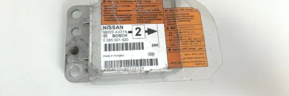 Nissan Primera Airbag control unit/module 98820AV21A 98820AV21 025001420
