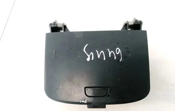 Chevrolet Captiva Glove box TBX18
