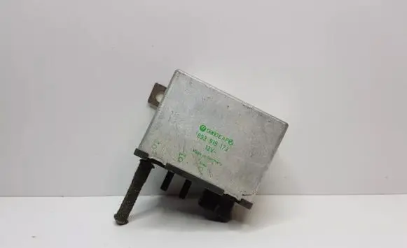 Audi A6 S6 C4 4A Other control units/modules 893919173