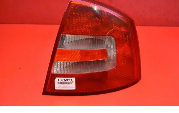 Skoda Octavia Mk2 (1Z) Rear/tail lights 1Z5945096A