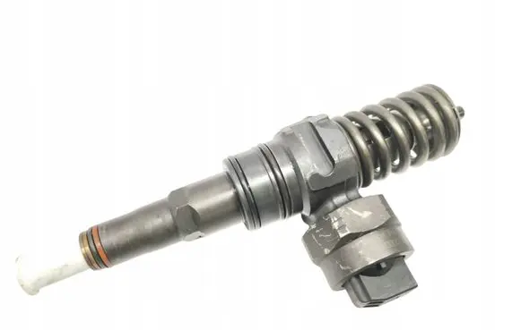 Volkswagen Sharan Fuel injector 038130073AC