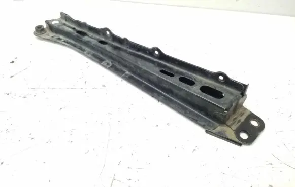 Toyota Prius+ (ZVW40) Front bumper shock/impact absorber 