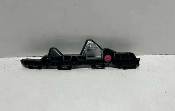 Toyota RAV 4 (XA40) Rear bumper mounting bracket 5215642010 T0Y0TA