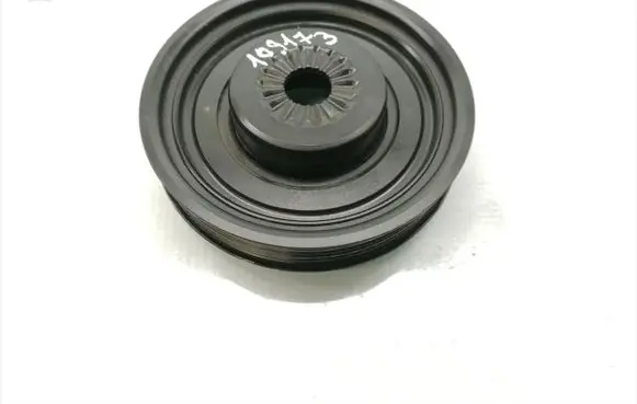 Volkswagen Golf Cross Crankshaft pulley 04C105243D
