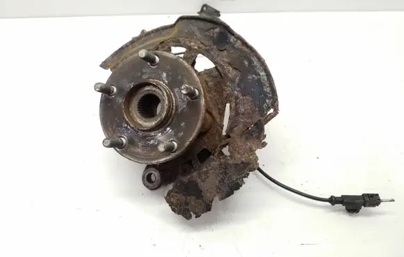 Toyota Avensis T270 Front wheel hub