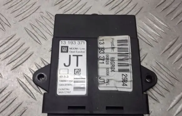 Opel Vectra C Door control unit/module 13193371