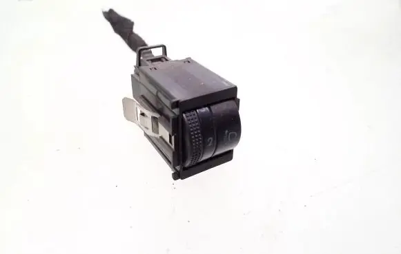 Skoda Octavia Mk1 (1U) Headlight level height control switch 1U0941333B