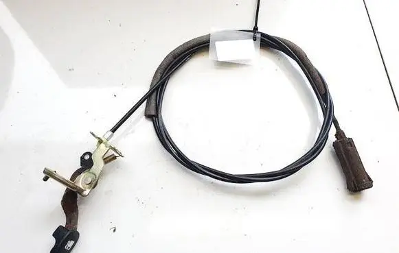 Hyundai Getz Fuel tank opening switch 