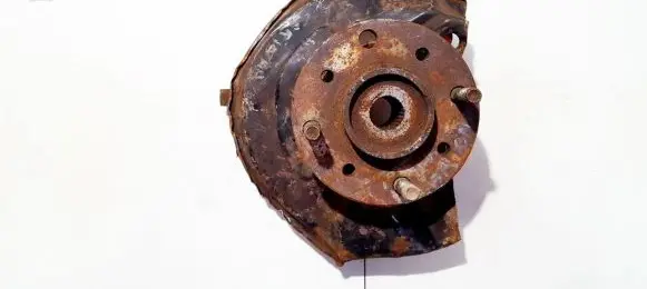 Mitsubishi Carisma Front wheel hub