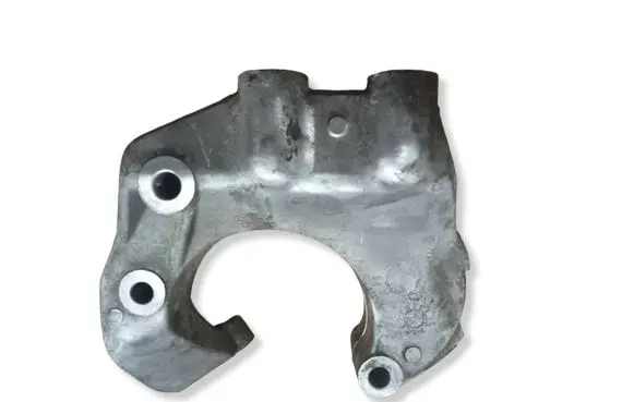Suzuki Wagon R+ Gearbox mounting bracket 000
