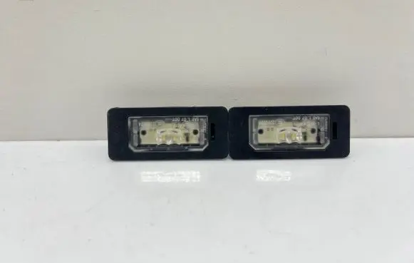 BMW 4 F32 F33 Number plate light 7193293