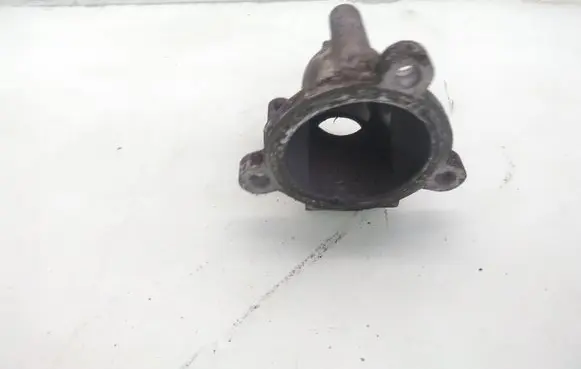 Nissan X-Trail T30 Thermostat housing 